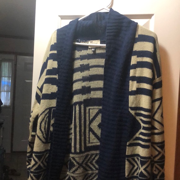 Say What Navy Blue/ Tan Patterned Cardigan - Picture 3 of 3